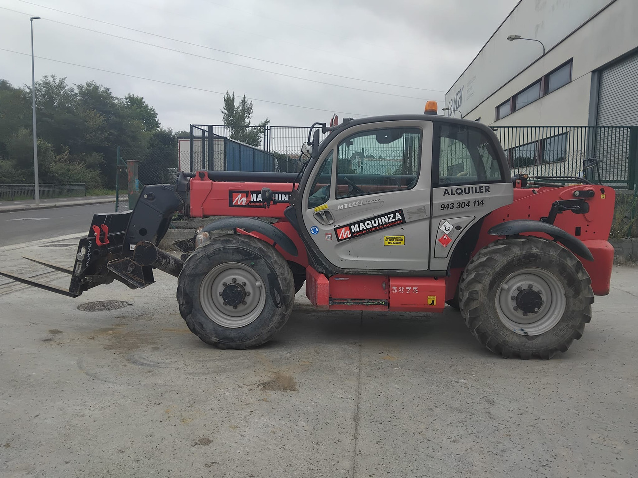 MANITOU MT1335 EASY - Teleskopski upravljač: slika 1 MANITOU MT1335 EASY - Teleskopski upravljač: slika 1