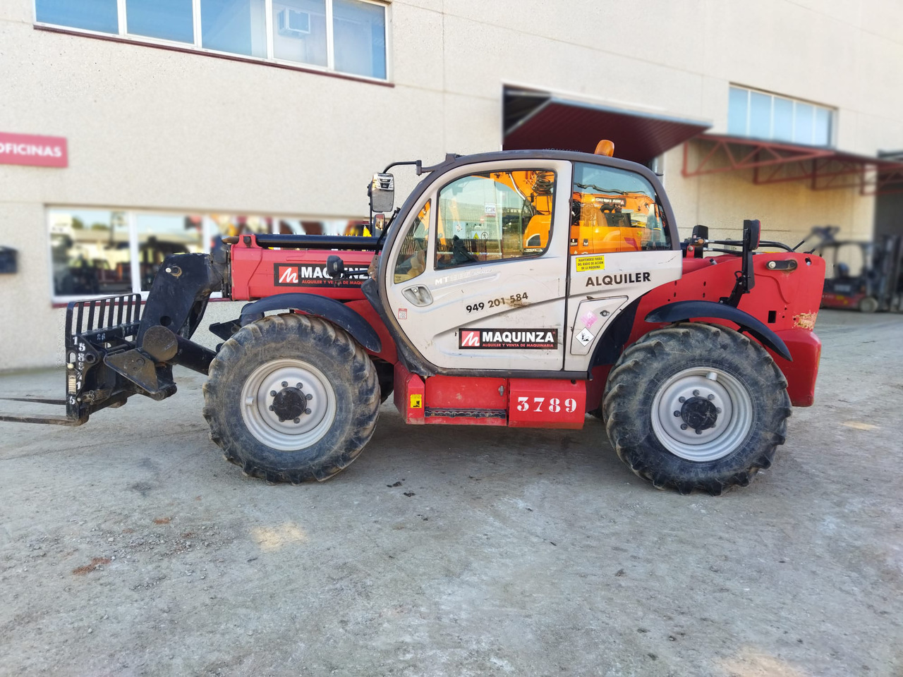 MANITOU MT1335 EASY - Teleskopski upravljač: slika 1 MANITOU MT1335 EASY - Teleskopski upravljač: slika 1