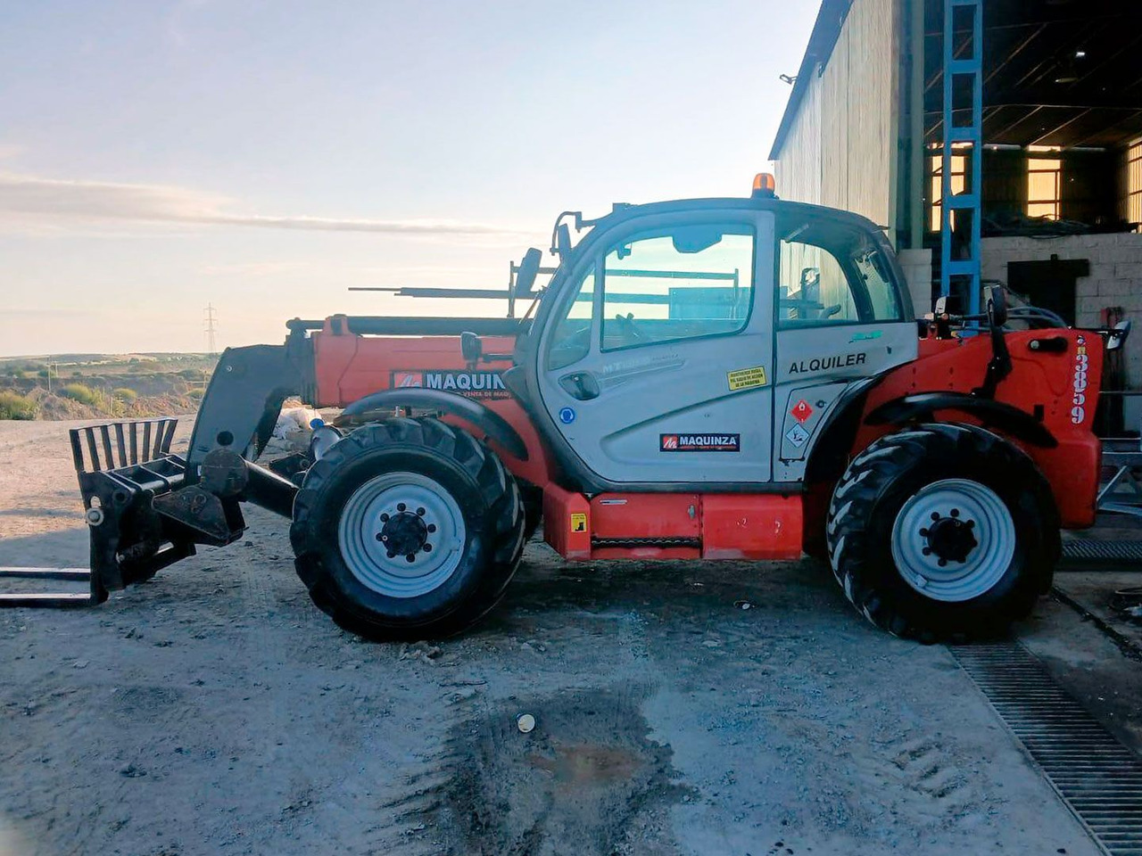 MANITOU MT1335 EASY - Teleskopski upravljač: slika 1 MANITOU MT1335 EASY - Teleskopski upravljač: slika 1