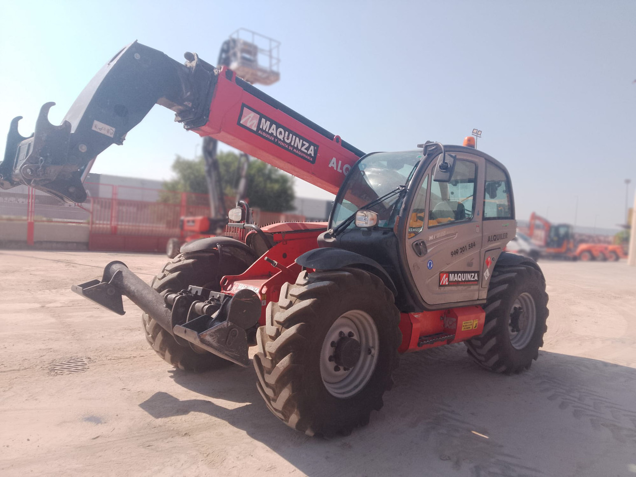 MANITOU MT1335 EASY - Teleskopski upravljač: slika 1 MANITOU MT1335 EASY - Teleskopski upravljač: slika 1