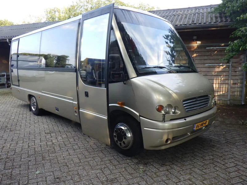 Mercedes-Benz 814 D Touringcar / 26 persoons 814 D Touringcar / 26 persoons Bladgeveerd / Manual - Automobil: slika 2 Mercedes-Benz 814 D Touringcar / 26 persoons 814 D Touringcar / 26 persoons Bladgeveerd / Manual - Automobil: slika 2