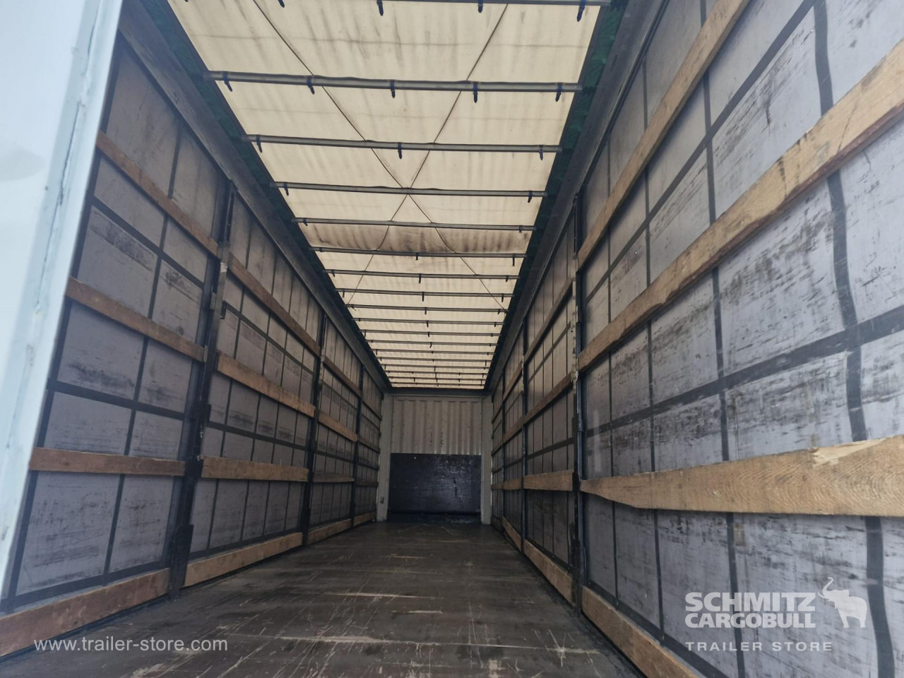 KRONE Curtainsider Mega - Poluprikolica sa ceradom: slika 2 KRONE Curtainsider Mega - Poluprikolica sa ceradom: slika 2