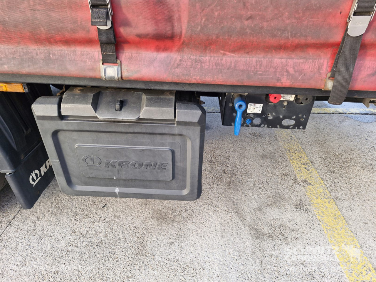 KRONE Curtainsider Mega - Poluprikolica sa ceradom: slika 3 KRONE Curtainsider Mega - Poluprikolica sa ceradom: slika 3