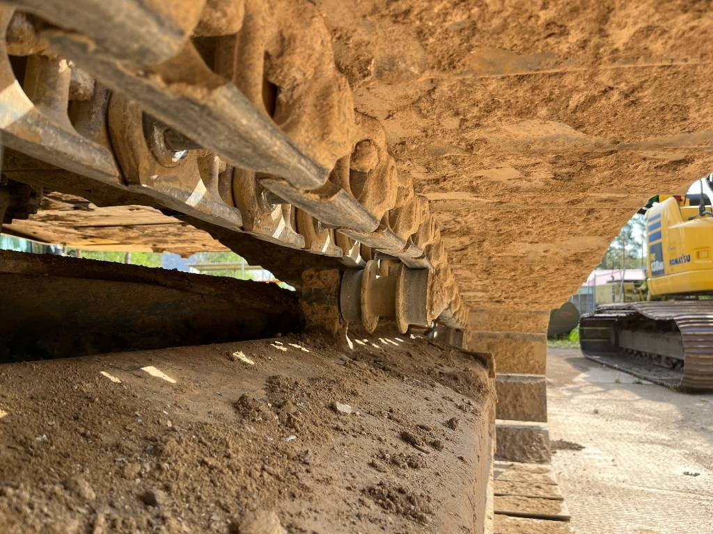 Bager guseničar Komatsu PC 210 LC-8: slika 11