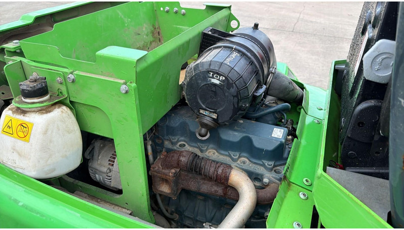 Kompaktni utovarivač guseničar Avant 745 TDL (BELGIAN MACHINE / TOP CONDITION / 4X4 OPTIDRIVE / INCL ATTACHMENTS): slika 20 Kompaktni utovarivač guseničar Avant 745 TDL (BELGIAN MACHINE / TOP CONDITION / 4X4 OPTIDRIVE / INCL ATTACHMENTS): slika 20