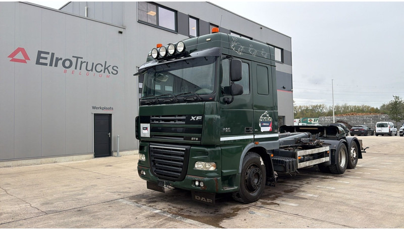 DAF 105 XF 460 (6X2 / AIRCO / GOOD CONDITION / BONNE ETAT) - Kamion sa golom šasijom i zatvorenom kabinom: slika 1 DAF 105 XF 460 (6X2 / AIRCO / GOOD CONDITION / BONNE ETAT) - Kamion sa golom šasijom i zatvorenom kabinom: slika 1