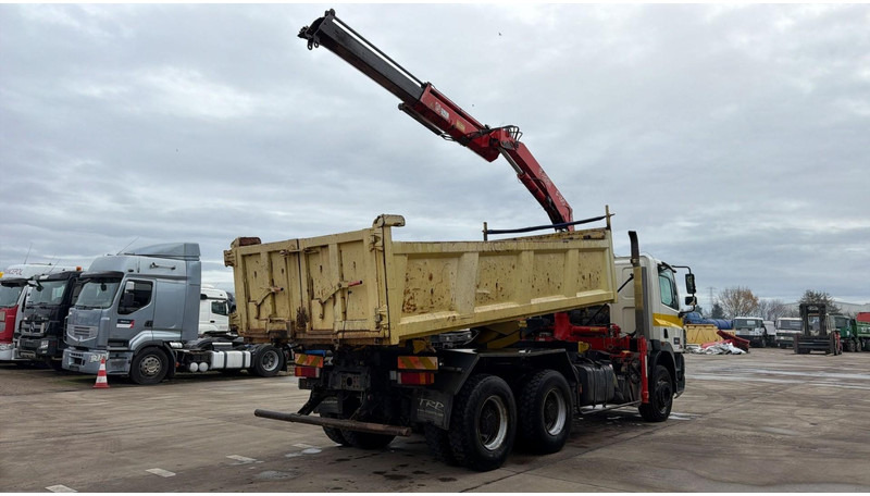 DAF CF 85.340 (EURO 3 / MANUAL GEARBOX / TOP CONDITION / BIG AXLE / STEEL SUSP. / FASSI F130 CRANE) - Istovarivač, Kamion sa dizalicom: slika 4 DAF CF 85.340 (EURO 3 / MANUAL GEARBOX / TOP CONDITION / BIG AXLE / STEEL SUSP. / FASSI F130 CRANE) - Istovarivač, Kamion sa dizalicom: slika 4