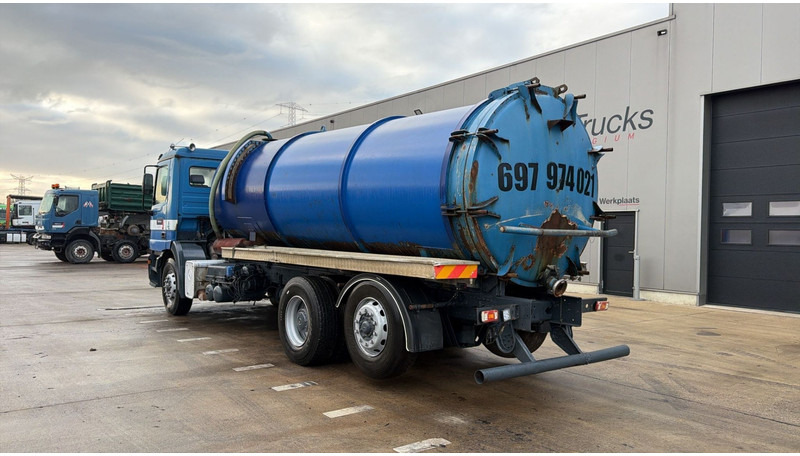 Lizing Mercedes-Benz ACTROS 2531 (16000 L / GRAND PONT / EPS / 6X2 / 3 PEDALES / V6) Mercedes-Benz ACTROS 2531 (16000 L / GRAND PONT / EPS / 6X2 / 3 PEDALES / V6): slika 10 Lizing Mercedes-Benz ACTROS 2531 (16000 L / GRAND PONT / EPS / 6X2 / 3 PEDALES / V6) Mercedes-Benz ACTROS 2531 (16000 L / GRAND PONT / EPS / 6X2 / 3 PEDALES / V6): slika 10