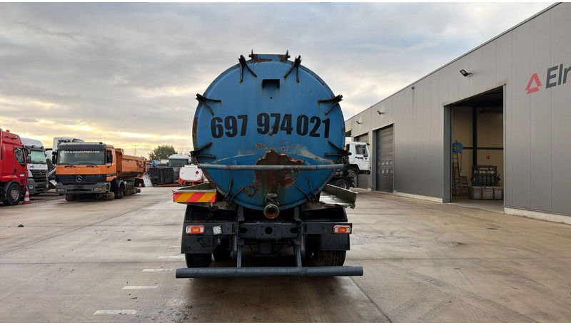 Mercedes-Benz ACTROS 2531 (16000 L / GRAND PONT / EPS / 6X2 / 3 PEDALES / V6) - Vakuumska cisterna: slika 5 Mercedes-Benz ACTROS 2531 (16000 L / GRAND PONT / EPS / 6X2 / 3 PEDALES / V6) - Vakuumska cisterna: slika 5