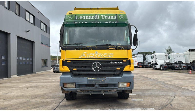 Mercedes-Benz ACTROS 2640 (EPS / LAMES / GRAND PONT / 6X4 / 3 PEDALES) - Istovarivač: slika 2 Mercedes-Benz ACTROS 2640 (EPS / LAMES / GRAND PONT / 6X4 / 3 PEDALES) - Istovarivač: slika 2