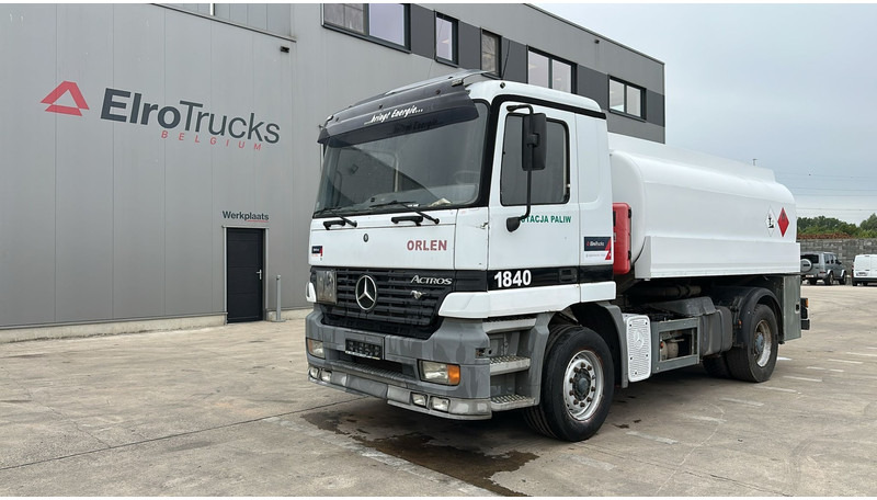 Mercedes-Benz Actros 1840 (EPS / 13650L / LAMES DEVANT / FRONT STEEL / V6 / 3 PEDALES) - Kamion cisterna: slika 1 Mercedes-Benz Actros 1840 (EPS / 13650L / LAMES DEVANT / FRONT STEEL / V6 / 3 PEDALES) - Kamion cisterna: slika 1