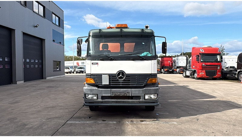 Mercedes-Benz Atego 2528 (14500L / LAMES DEVANT / 6X2 / BOITE MANUELLE) - Vakuumska cisterna: slika 2 Mercedes-Benz Atego 2528 (14500L / LAMES DEVANT / 6X2 / BOITE MANUELLE) - Vakuumska cisterna: slika 2
