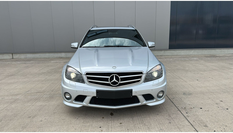 Mercedes-Benz C-Klasse 63 AMG (LICHTE VRACHT / BELGISCHE WAGEN / V8 / OPEN DAK) - Karavan: slika 2 Mercedes-Benz C-Klasse 63 AMG (LICHTE VRACHT / BELGISCHE WAGEN / V8 / OPEN DAK) - Karavan: slika 2