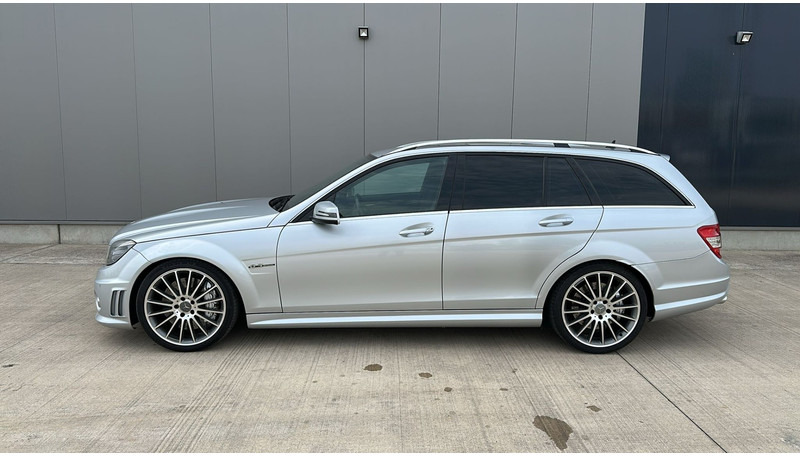 Mercedes-Benz C-Klasse 63 AMG (LICHTE VRACHT / BELGISCHE WAGEN / V8 / OPEN DAK) - Karavan: slika 5 Mercedes-Benz C-Klasse 63 AMG (LICHTE VRACHT / BELGISCHE WAGEN / V8 / OPEN DAK) - Karavan: slika 5
