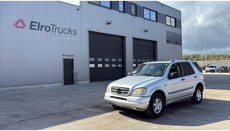 Mercedes-Benz M-Klasse ML 270 CDI - SUV: slika 1 Mercedes-Benz M-Klasse ML 270 CDI - SUV: slika 1