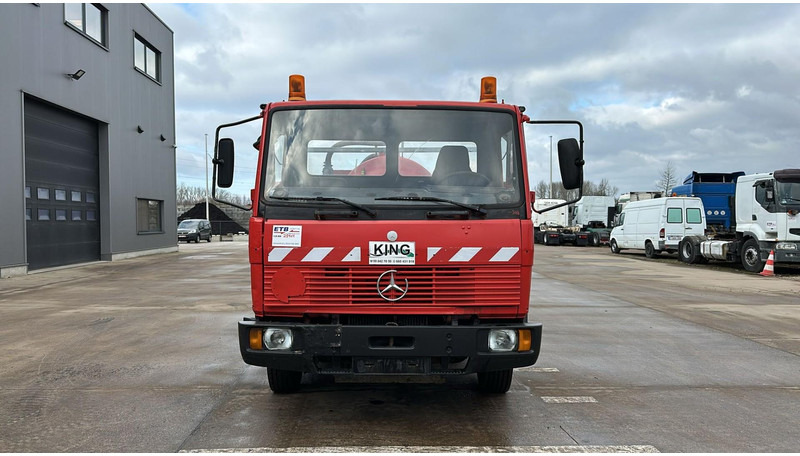 Mercedes-Benz SK 814 (VIDANGEUR / VACUUM / AUXILAIRY / SPER / STEEL SUSP. / LAMES) - Vakuumska cisterna: slika 2 Mercedes-Benz SK 814 (VIDANGEUR / VACUUM / AUXILAIRY / SPER / STEEL SUSP. / LAMES) - Vakuumska cisterna: slika 2