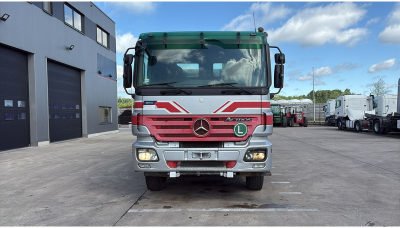 Mercedes-Benz actros 3241 (8X4 / LAMES / GRAND PONT / GRAND BENNE / 3 PONTS / TRES BONNE ETAT) - Istovarivač: slika 2 Mercedes-Benz actros 3241 (8X4 / LAMES / GRAND PONT / GRAND BENNE / 3 PONTS / TRES BONNE ETAT) - Istovarivač: slika 2