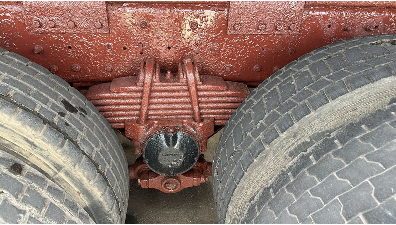 Lizing Renault Kerax 385 (POMPE MANUELLE / MANUAL PUMP / 6X4 / LAMES / GRAND PONT) Renault Kerax 385 (POMPE MANUELLE / MANUAL PUMP / 6X4 / LAMES / GRAND PONT): slika 15 Lizing Renault Kerax 385 (POMPE MANUELLE / MANUAL PUMP / 6X4 / LAMES / GRAND PONT) Renault Kerax 385 (POMPE MANUELLE / MANUAL PUMP / 6X4 / LAMES / GRAND PONT): slika 15