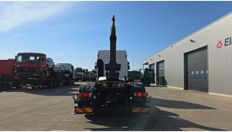 Kamion sa golom šasijom i zatvorenom kabinom Renault Premium 450 DXI (BOITE MANUELLE / MANUAL GEARBOX / 6X2 / LAMES DEVANT): slika 6