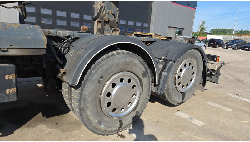 Kamion sa golom šasijom i zatvorenom kabinom Renault Premium 450 DXI (BOITE MANUELLE / MANUAL GEARBOX / 6X2 / LAMES DEVANT): slika 10