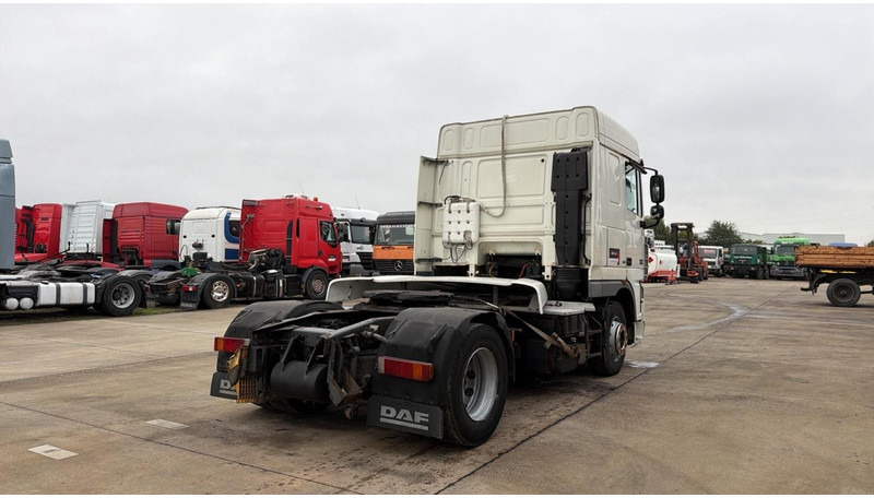 DAF 105 XF 410 (BOITE MANUELLE / MANUAL GEARBOX) - Tegljač: slika 4 DAF 105 XF 410 (BOITE MANUELLE / MANUAL GEARBOX) - Tegljač: slika 4