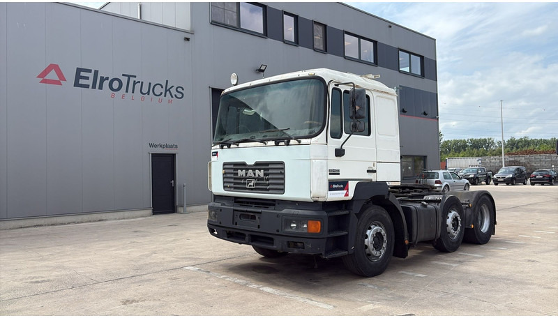 MAN 25.403 (6X2 / 6 CYLINDER / EURO 2 / MANUAL GEARBOX / 8 TYRES) - Tegljač: slika 1 MAN 25.403 (6X2 / 6 CYLINDER / EURO 2 / MANUAL GEARBOX / 8 TYRES) - Tegljač: slika 1