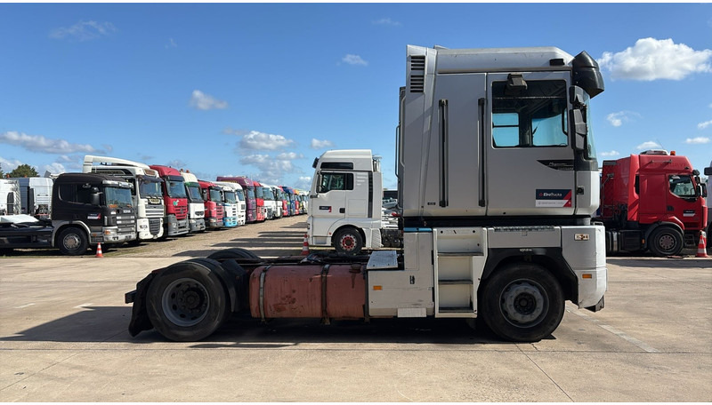 Renault Magnum 430 (POMPE MANUELLE / MANUAL PUMP / BOITE MANUELLE) - Tegljač: slika 5 Renault Magnum 430 (POMPE MANUELLE / MANUAL PUMP / BOITE MANUELLE) - Tegljač: slika 5
