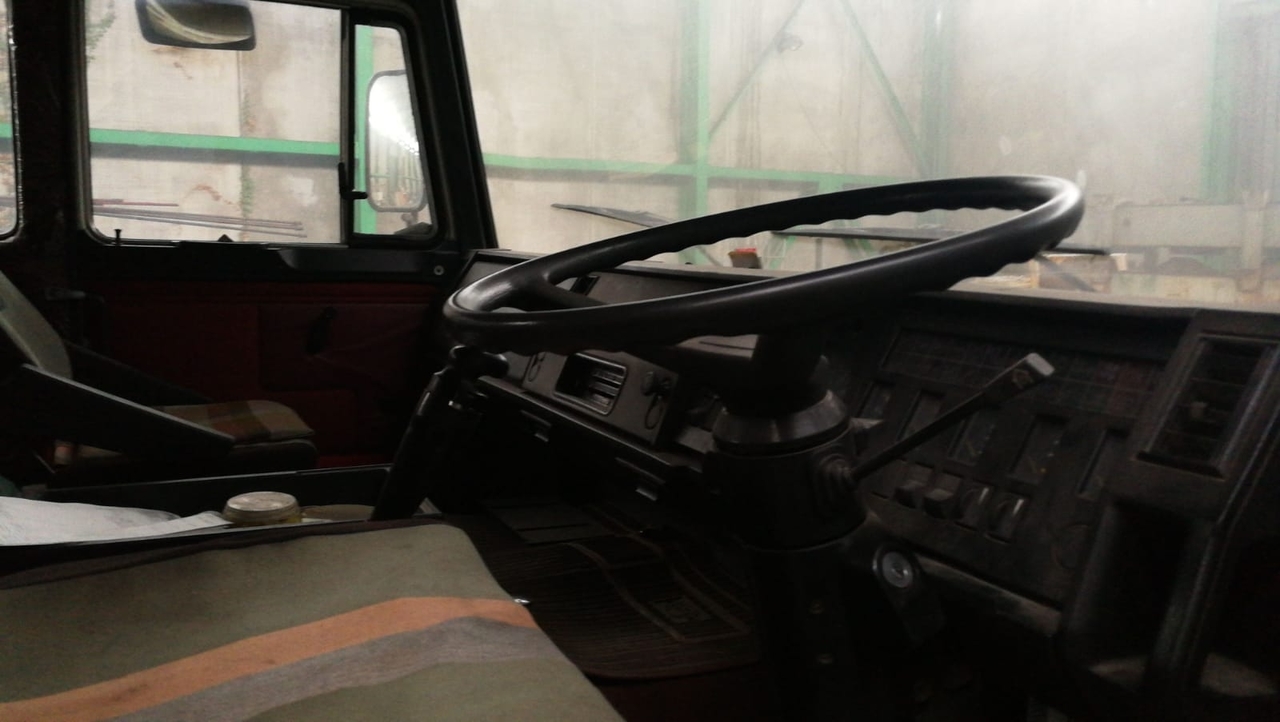 Iveco 190.26 RHD - Kamion sa tovarnim sandukom: slika 3 Iveco 190.26 RHD - Kamion sa tovarnim sandukom: slika 3