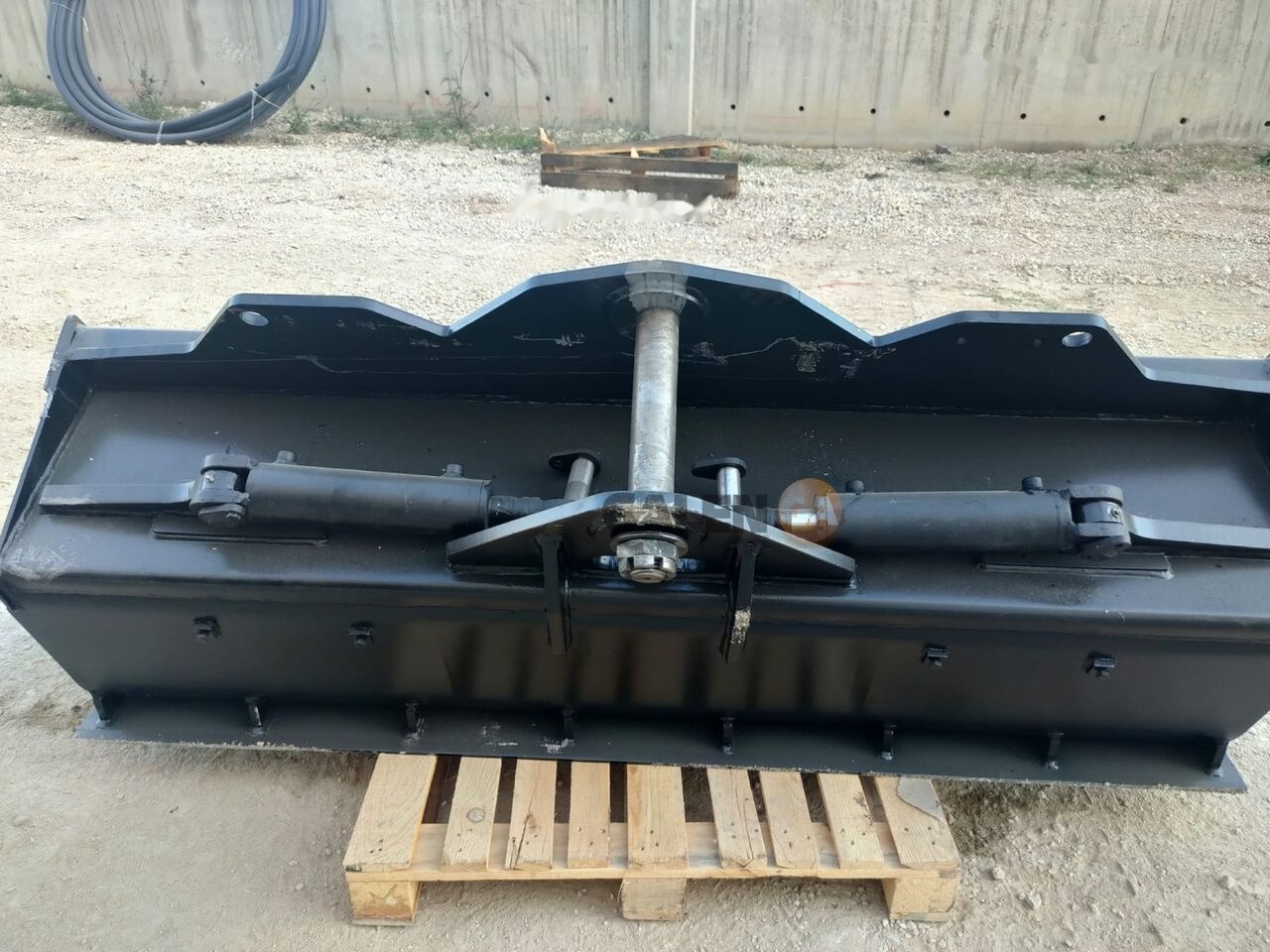 Galen OQ65 Tilt Bucket - Kašika za bager: slika 4 Galen OQ65 Tilt Bucket - Kašika za bager: slika 4
