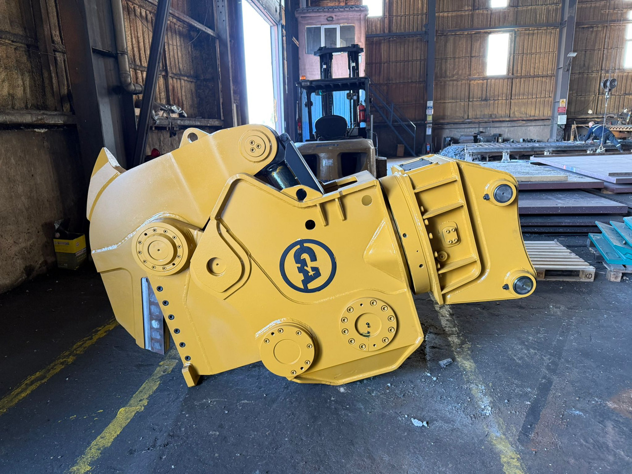 Galen Tank Shear - Makaze za rušenje za Bager za obradu otpada/ Industrije: slika 1 Galen Tank Shear - Makaze za rušenje za Bager za obradu otpada/ Industrije: slika 1