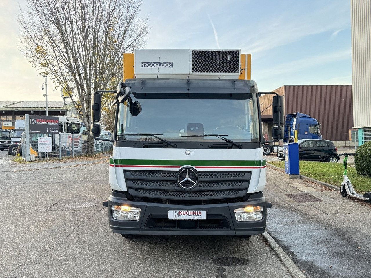 Mercedes-Benz Atego 1524 L-Haus Tiefkühlkoffer 6,9m LBW Tür - Hladnjača: slika 2 Mercedes-Benz Atego 1524 L-Haus Tiefkühlkoffer 6,9m LBW Tür - Hladnjača: slika 2