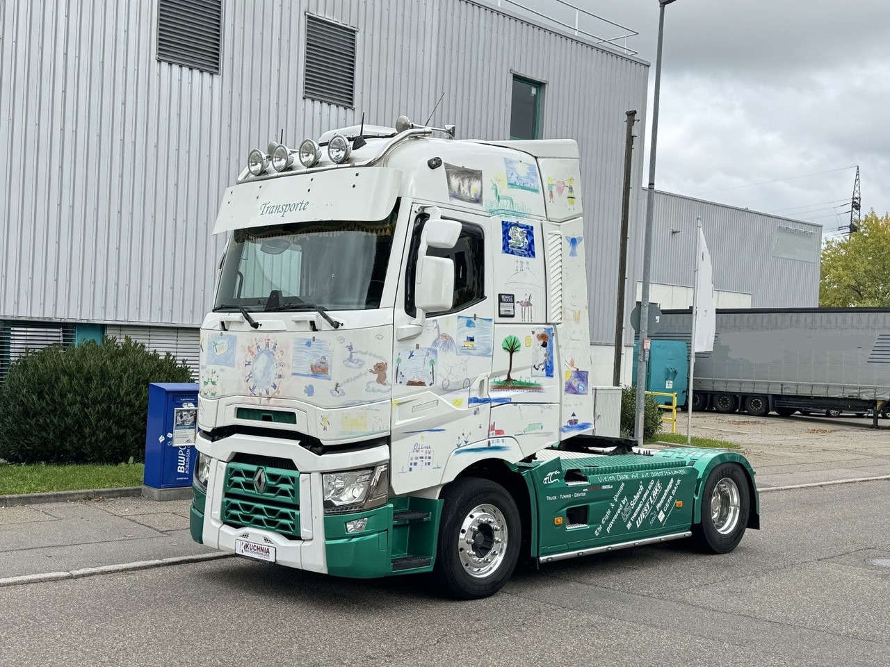 Renault T520 HIGHCAB Comfort 2-Tanks Retarder Airbrush - Tegljač: slika 1 Renault T520 HIGHCAB Comfort 2-Tanks Retarder Airbrush - Tegljač: slika 1