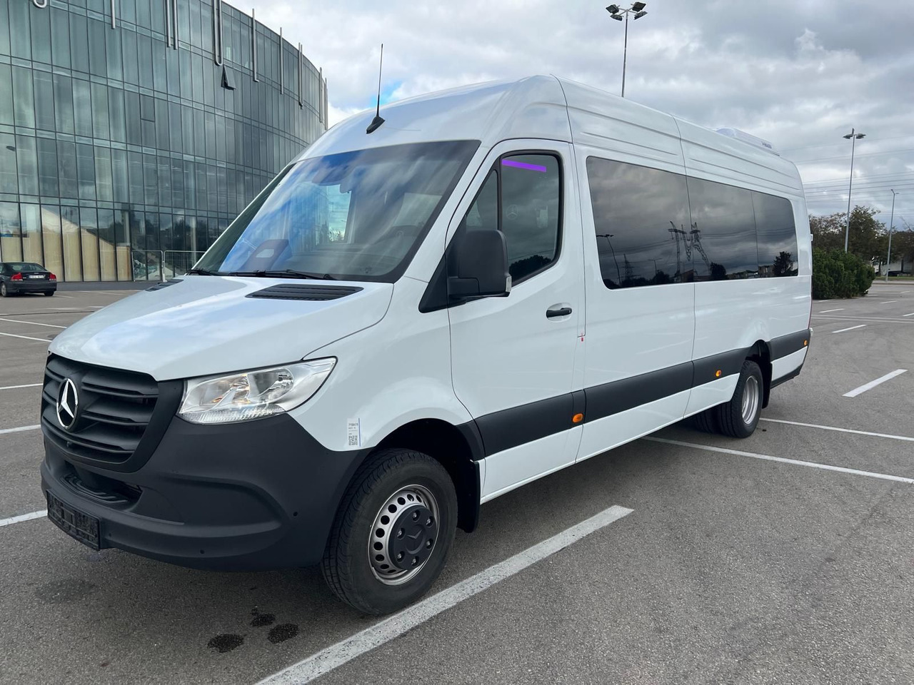Mercedes-Benz Sprinter 517 Komfort XL, 21 SS - Minibus, Putnički kombi: slika 2 Mercedes-Benz Sprinter 517 Komfort XL, 21 SS - Minibus, Putnički kombi: slika 2