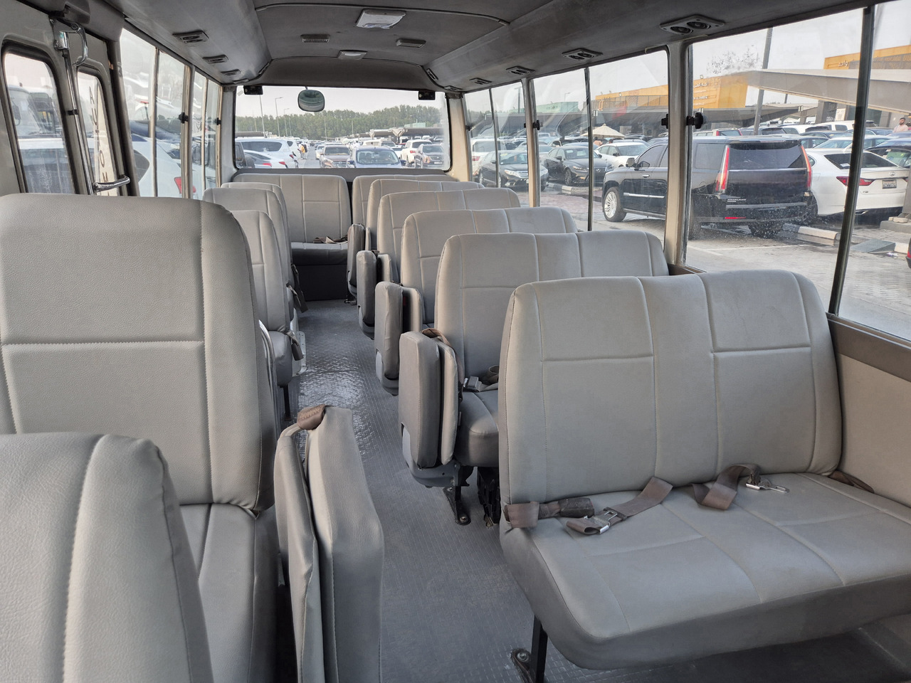TOYOTA Coaster ... 25 places ...climatisé - Minibus, Putnički kombi: slika 5 TOYOTA Coaster ... 25 places ...climatisé - Minibus, Putnički kombi: slika 5
