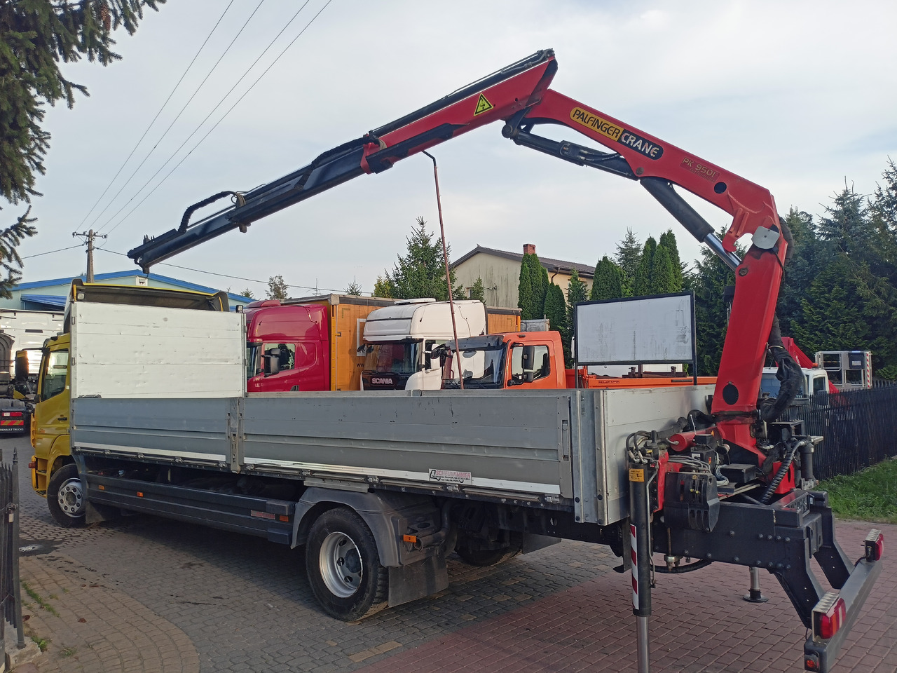 MERCEDES-BENZ Atego 1524 - Kamion sa dizalicom: slika 3 MERCEDES-BENZ Atego 1524 - Kamion sa dizalicom: slika 3