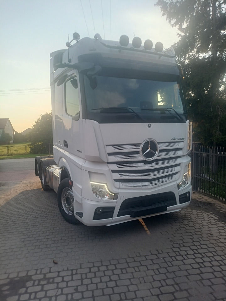 Mercedes-Benz Actros 2551 - Tegljač: slika 3 Mercedes-Benz Actros 2551 - Tegljač: slika 3