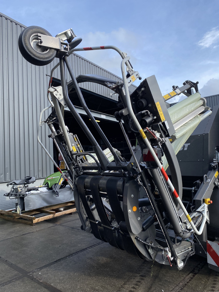 FENDT Rotana 130F Combi - Omotač za bale: slika 5 FENDT Rotana 130F Combi - Omotač za bale: slika 5