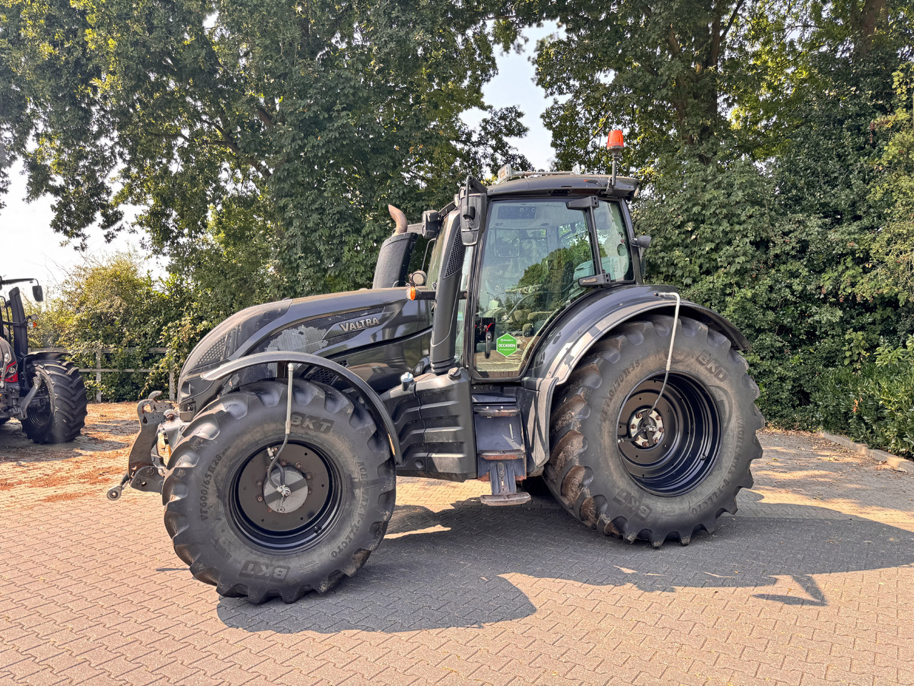 Valtra T214 Direct - Traktor: slika 2 Valtra T214 Direct - Traktor: slika 2