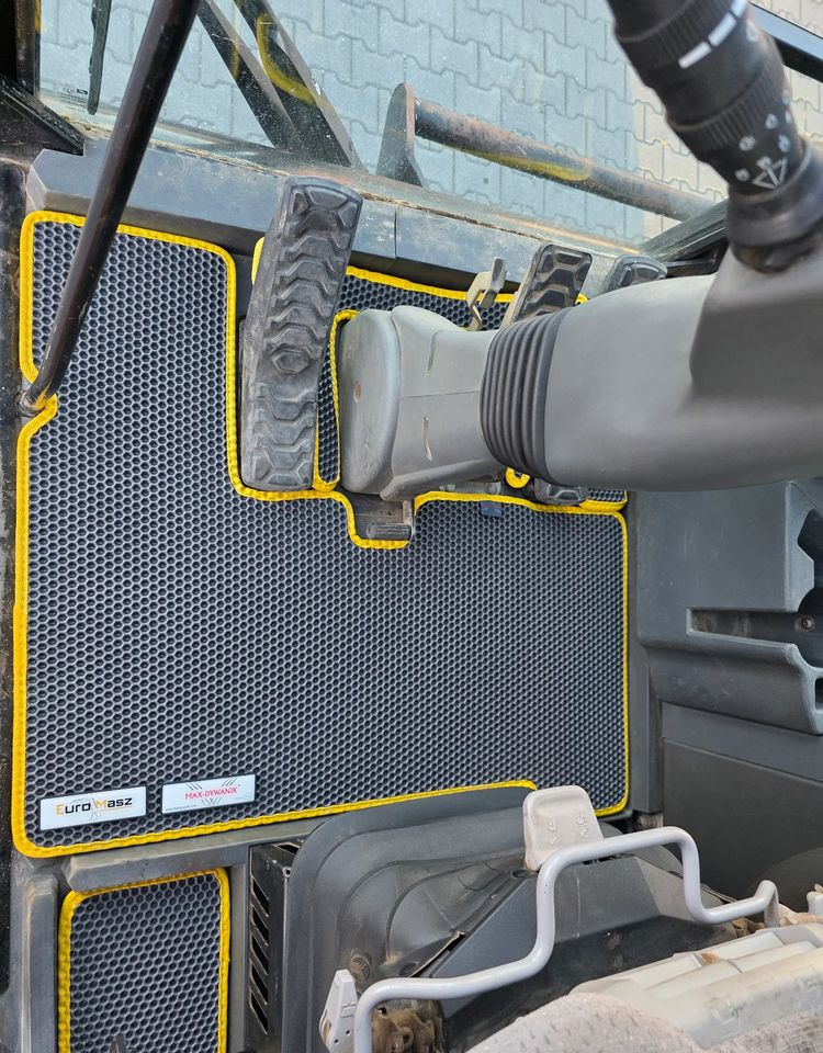 Bager točkaš Caterpillar M314F, 2018 ROK, 4200 MTH, 2 ŁYŻKI: slika 19