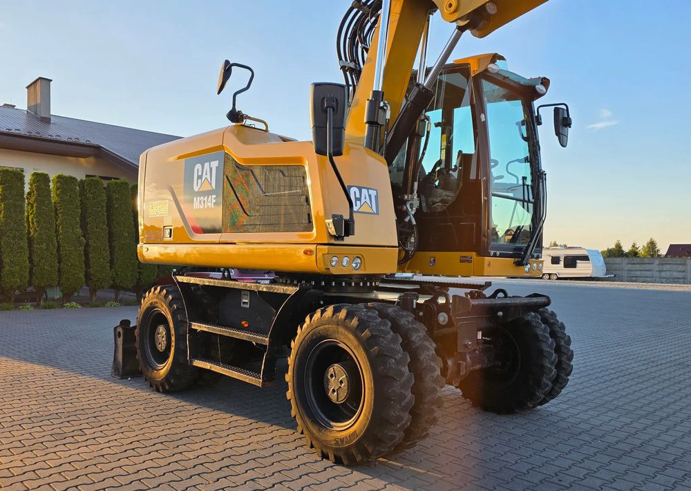 Bager točkaš Caterpillar M314F, 2018 ROK, 4200 MTH, 2 ŁYŻKI: slika 8