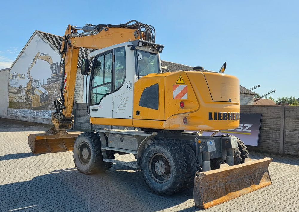 Liebherr A918 COMPACT, 2014 ROK, SW 48 LIKUFIX szybkozłącze - Bager točkaš: slika 3 Liebherr A918 COMPACT, 2014 ROK, SW 48 LIKUFIX szybkozłącze - Bager točkaš: slika 3