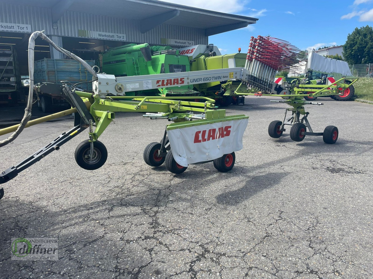 CLAAS Liner 650 Twin - Prevrtač/ Grabuljač: slika 5 CLAAS Liner 650 Twin - Prevrtač/ Grabuljač: slika 5