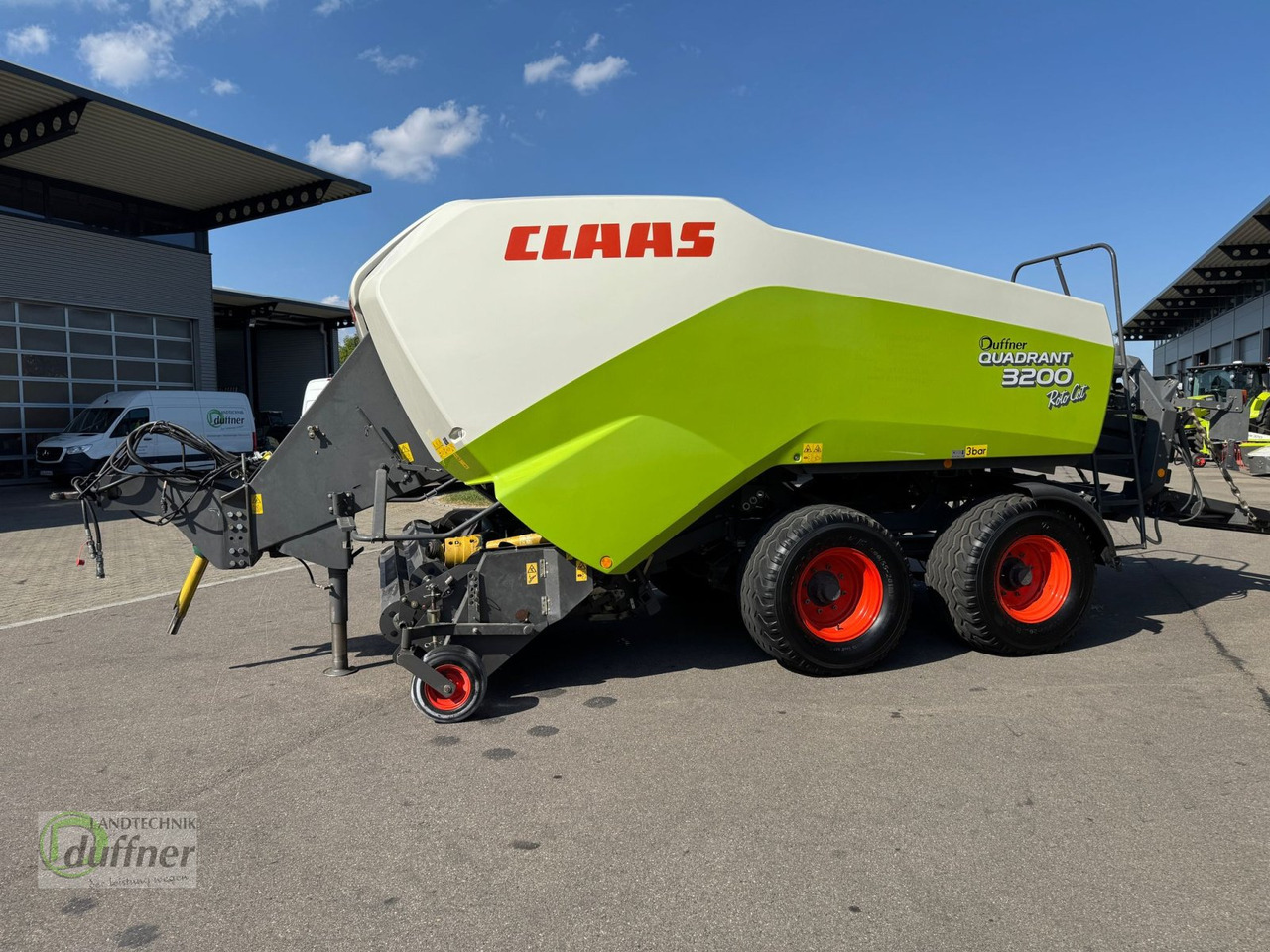 CLAAS Quadrant 3200 RC Tandem - Balirka za kockaste bale: slika 1 CLAAS Quadrant 3200 RC Tandem - Balirka za kockaste bale: slika 1