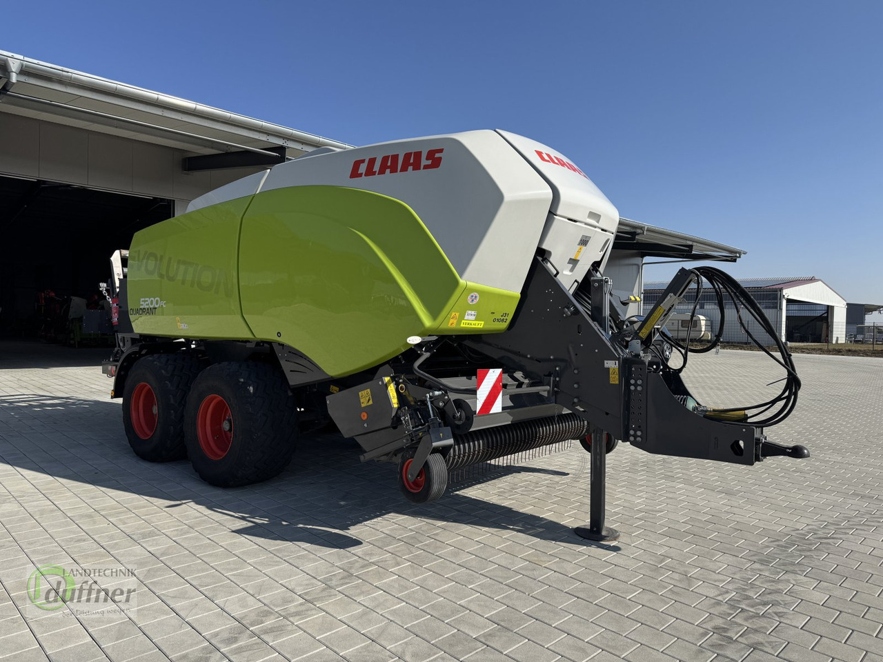 CLAAS Quadrant 5200 FC Evolution - Balirka za kockaste bale: slika 2 CLAAS Quadrant 5200 FC Evolution - Balirka za kockaste bale: slika 2