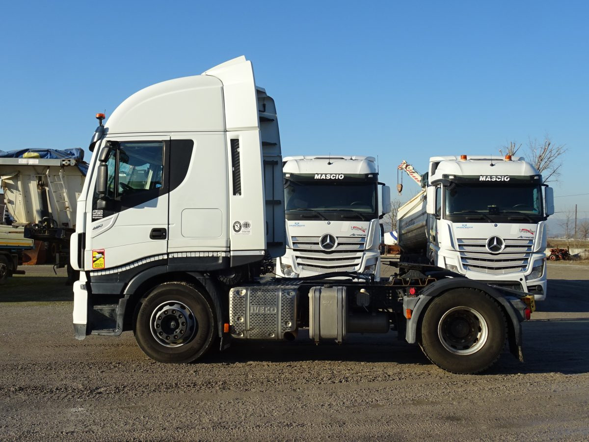 IVECO STRALIS 450 - Tegljač: slika 2 IVECO STRALIS 450 - Tegljač: slika 2