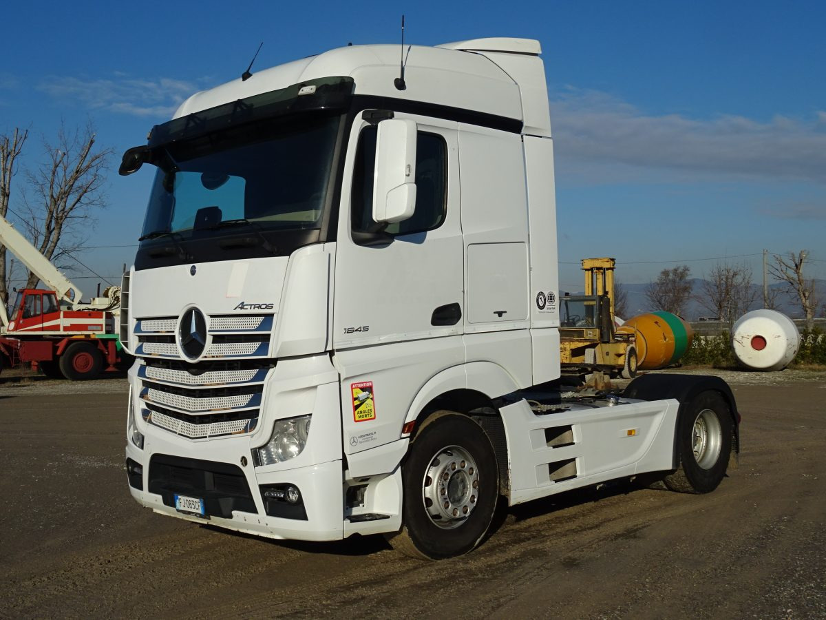 MERCEDES ACTROS 1845 - Tegljač: slika 1 MERCEDES ACTROS 1845 - Tegljač: slika 1
