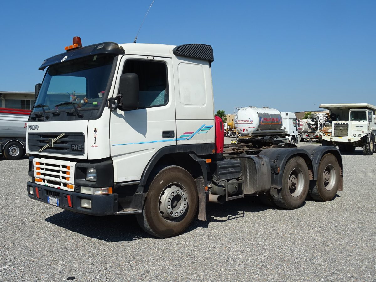 VOLVO FM12 420T 6X4 - Tegljač: slika 1 VOLVO FM12 420T 6X4 - Tegljač: slika 1