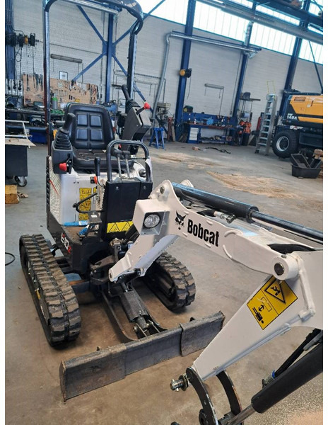 Bobcat E10Z - Mini bager: slika 1 Bobcat E10Z - Mini bager: slika 1