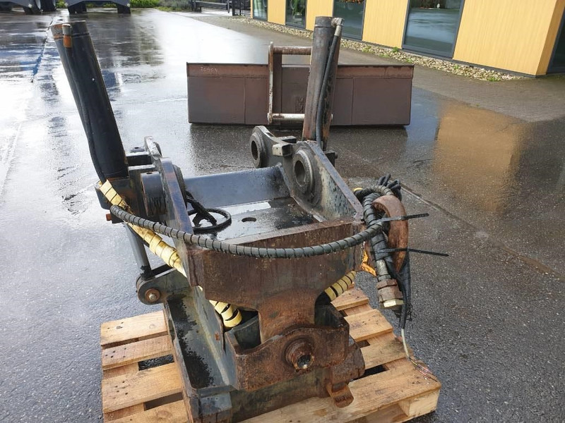 Engcon Tilting Coupler - Brza spojnica za Građevinska mašina: slika 4 Engcon Tilting Coupler - Brza spojnica za Građevinska mašina: slika 4
