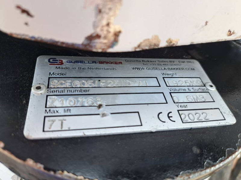 Fuchs MHL 360 D - Bager za obradu otpada/ Industrije: slika 5 Fuchs MHL 360 D - Bager za obradu otpada/ Industrije: slika 5